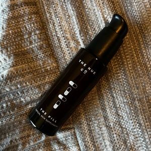 BRAND NEW Nue Co The Pill moisturizer
